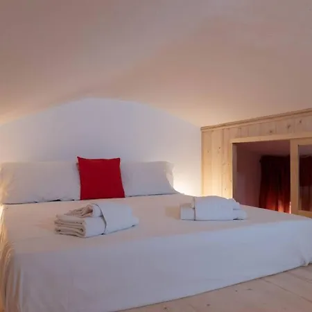 Διαμέρισμα Enjoy - Mansarda Piccolo Tesoro In Centro Citta *