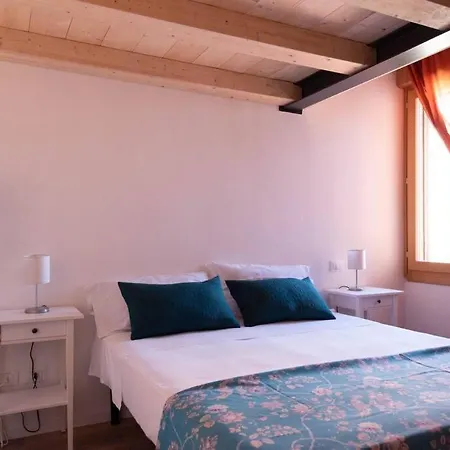 Enjoy - Mansarda Piccolo Tesoro In Centro Citta Διαμέρισμα