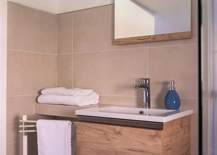 Enjoy - Mansarda Piccolo Tesoro In Centro Citta شقة