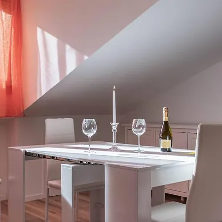 Apartament Enjoy - Mansarda Piccolo Tesoro In Centro Citta Padwa