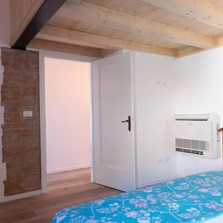 Enjoy - Mansarda Piccolo Tesoro In Centro Citta Appartement *