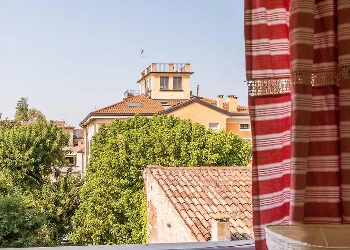 Apartamento Enjoy - Mansarda Piccolo Tesoro In Centro *